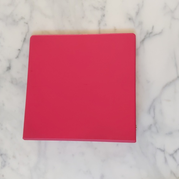 K&M Company Red 2.5" 3 Ring Binder w/2 Interior Pockets & Ready Index Dividers. - Picture 2 of 3